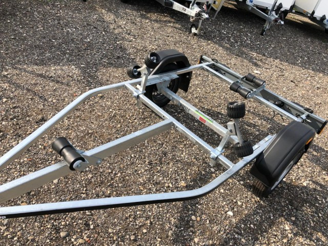 Brenderup Brenderup Premium 150600UB, 600 kg ZG, 100 km/h, 4,7m - Boat trailer: picture 1 Brenderup Brenderup Premium 150600UB, 600 kg ZG, 100 km/h, 4,7m - Boat trailer: picture 1