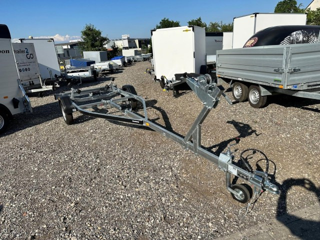 Brenderup Brenderup Premium 180750UBL, 750 kg ZG, 100 km/h, 5,5 m - Boat trailer: picture 1 Brenderup Brenderup Premium 180750UBL, 750 kg ZG, 100 km/h, 5,5 m - Boat trailer: picture 1