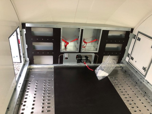 Brian James Race Transporter 4, 100 km/h RT4 384-0060, 5500 x 2120 mm, 3,5 to. - Autotransporter trailer: picture 2 Brian James Race Transporter 4, 100 km/h RT4 384-0060, 5500 x 2120 mm, 3,5 to. - Autotransporter trailer: picture 2
