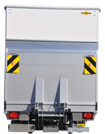 Humbaur Hebebühnenanhänger HK 35 45 22 V-Deichsel, 3,5 to. 4180 x 2135 x 2085 mm - Closed box trailer: picture 4 Humbaur Hebebühnenanhänger HK 35 45 22 V-Deichsel, 3,5 to. 4180 x 2135 x 2085 mm - Closed box trailer: picture 4