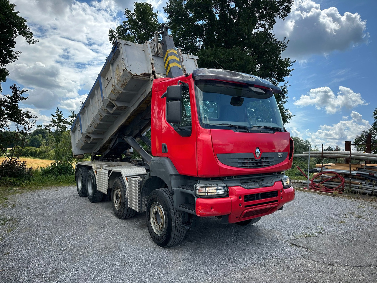 RENAULT / RENAULT TRUCKS Kerax 450 8x2 Abroller - Hook lift truck: picture 2 RENAULT / RENAULT TRUCKS Kerax 450 8x2 Abroller - Hook lift truck: picture 2