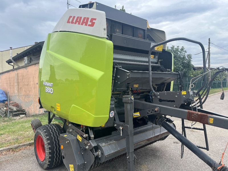 Claas Variant 380 - Round baler: picture 2 Claas Variant 380 - Round baler: picture 2