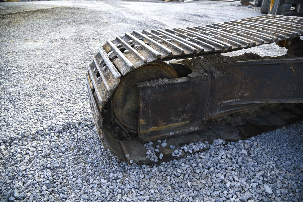 CASE CX240B leasing CASE CX240B: picture 19