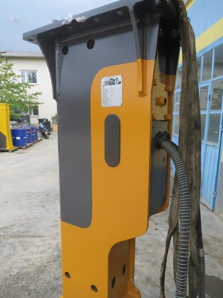 D&A 130V - Hydraulic hammer: picture 3 D&A 130V - Hydraulic hammer: picture 3