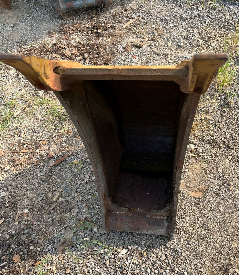 Trenching bucket 350 mm - Excavator bucket: picture 2 Trenching bucket 350 mm - Excavator bucket: picture 2