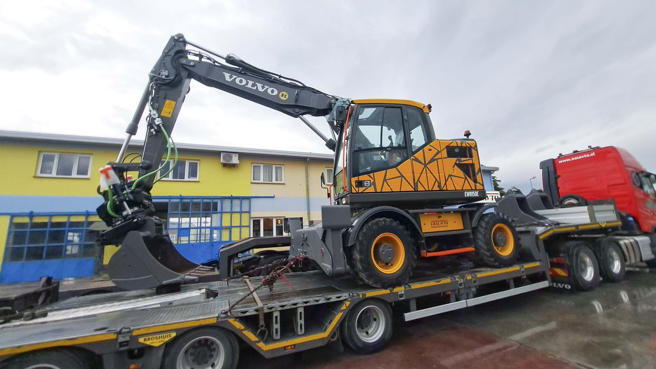 VOLVO EWR150E - Wheel excavator: picture 2 VOLVO EWR150E - Wheel excavator: picture 2