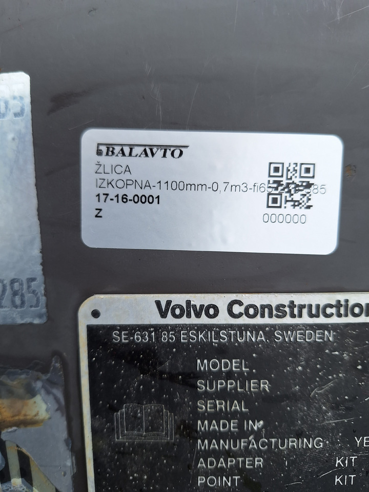 VOLVO digging bucket 1100 mm - Excavator bucket: picture 5 VOLVO digging bucket 1100 mm - Excavator bucket: picture 5