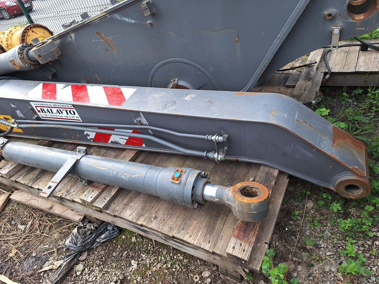 Volvo 14606854 Volvo EC210C - Boom for Excavator: picture 2 Volvo 14606854 Volvo EC210C - Boom for Excavator: picture 2