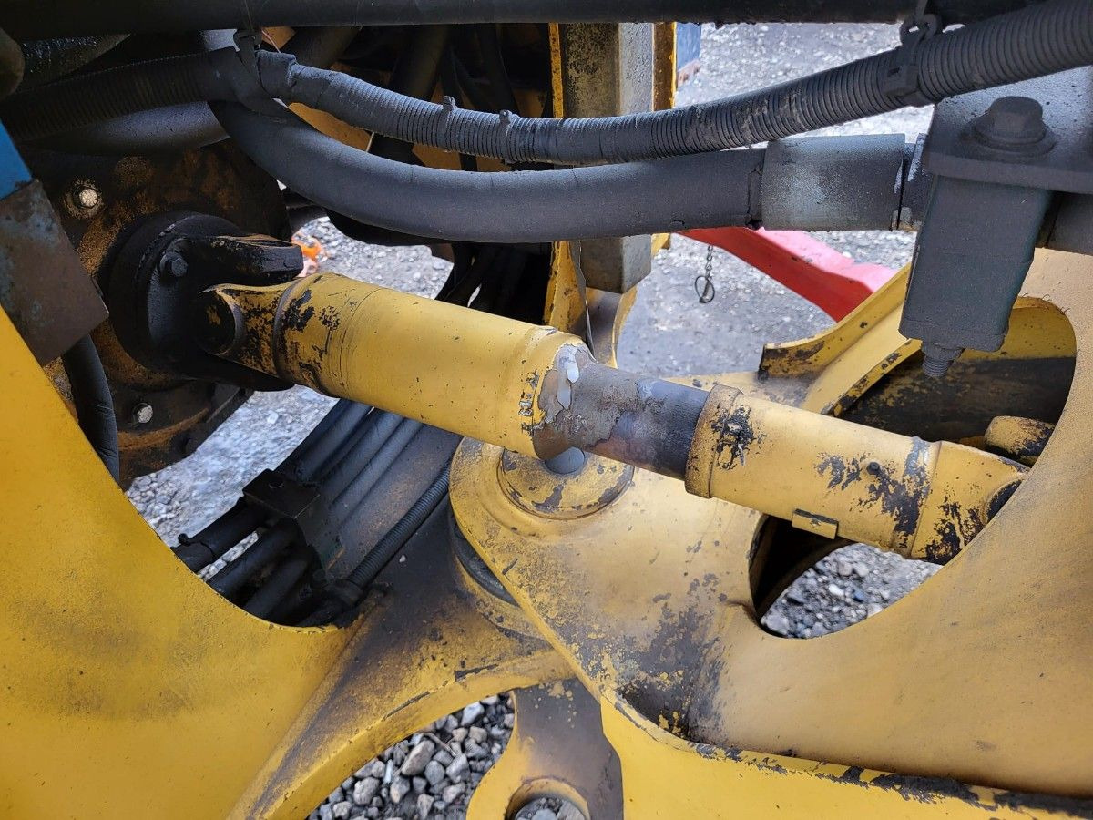 Volvo propeller shaft - Propeller shaft for Loader: picture 1 Volvo propeller shaft - Propeller shaft for Loader: picture 1