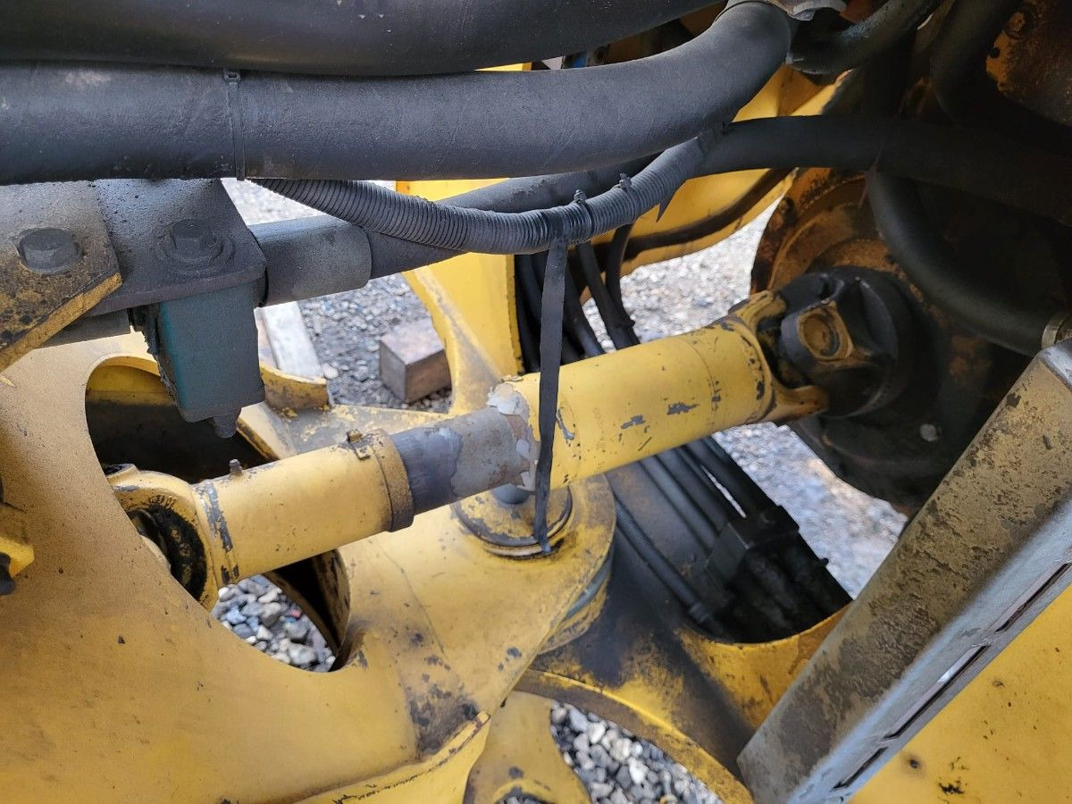 Volvo propeller shaft - Propeller shaft for Loader: picture 2 Volvo propeller shaft - Propeller shaft for Loader: picture 2