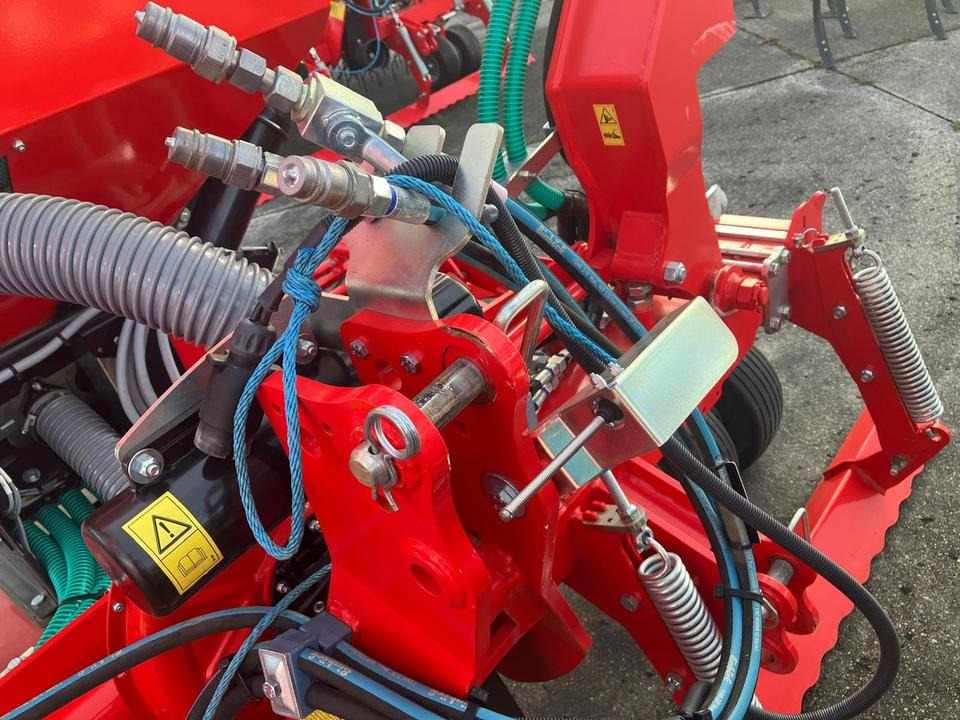 Einböck Grünlandstriegel Pneumaticstar Pro STI 6 m - Harrow: picture 3 Einböck Grünlandstriegel Pneumaticstar Pro STI 6 m - Harrow: picture 3