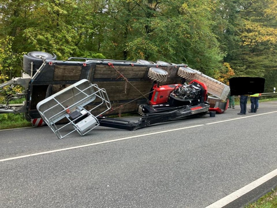 Manitou Arbeitsbühne 180 ATJ Unfallschaden Teleskopbühne - Articulated boom: picture 1 Manitou Arbeitsbühne 180 ATJ Unfallschaden Teleskopbühne - Articulated boom: picture 1