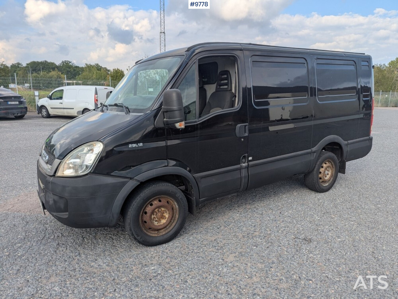 Box Truck Iveco Daily 29L12A V-300 - Panel van: picture 1 Box Truck Iveco Daily 29L12A V-300 - Panel van: picture 1