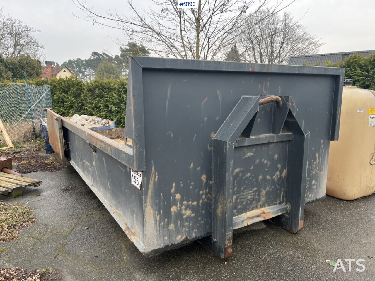 Crane truck VOLVO FM 6*2 with Flatbed and Gravel flatbed (See Video) - Crane truck: picture 5 Crane truck VOLVO FM 6*2 with Flatbed and Gravel flatbed (See Video) - Crane truck: picture 5