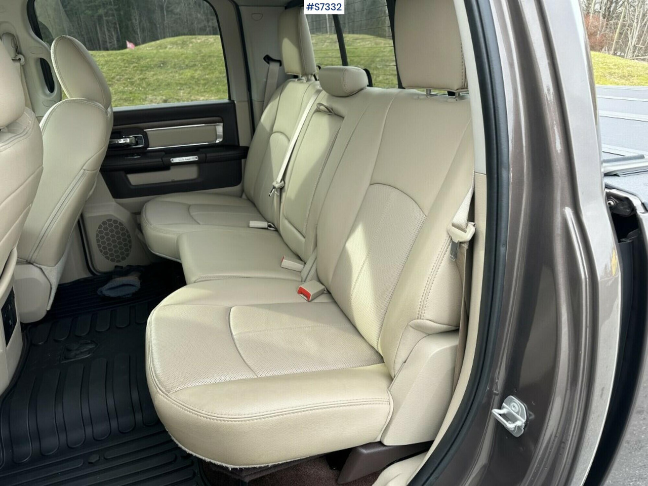 Dodge Ram 1500 Laramie, gasoline, serviced. - Pickup truck: picture 5 Dodge Ram 1500 Laramie, gasoline, serviced. - Pickup truck: picture 5