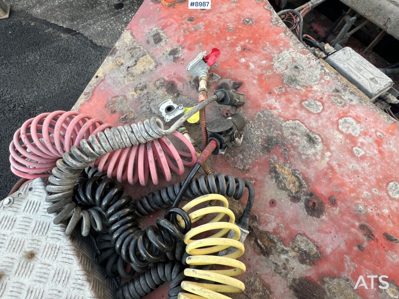 Dolly trailer Dolly Renders: picture 12