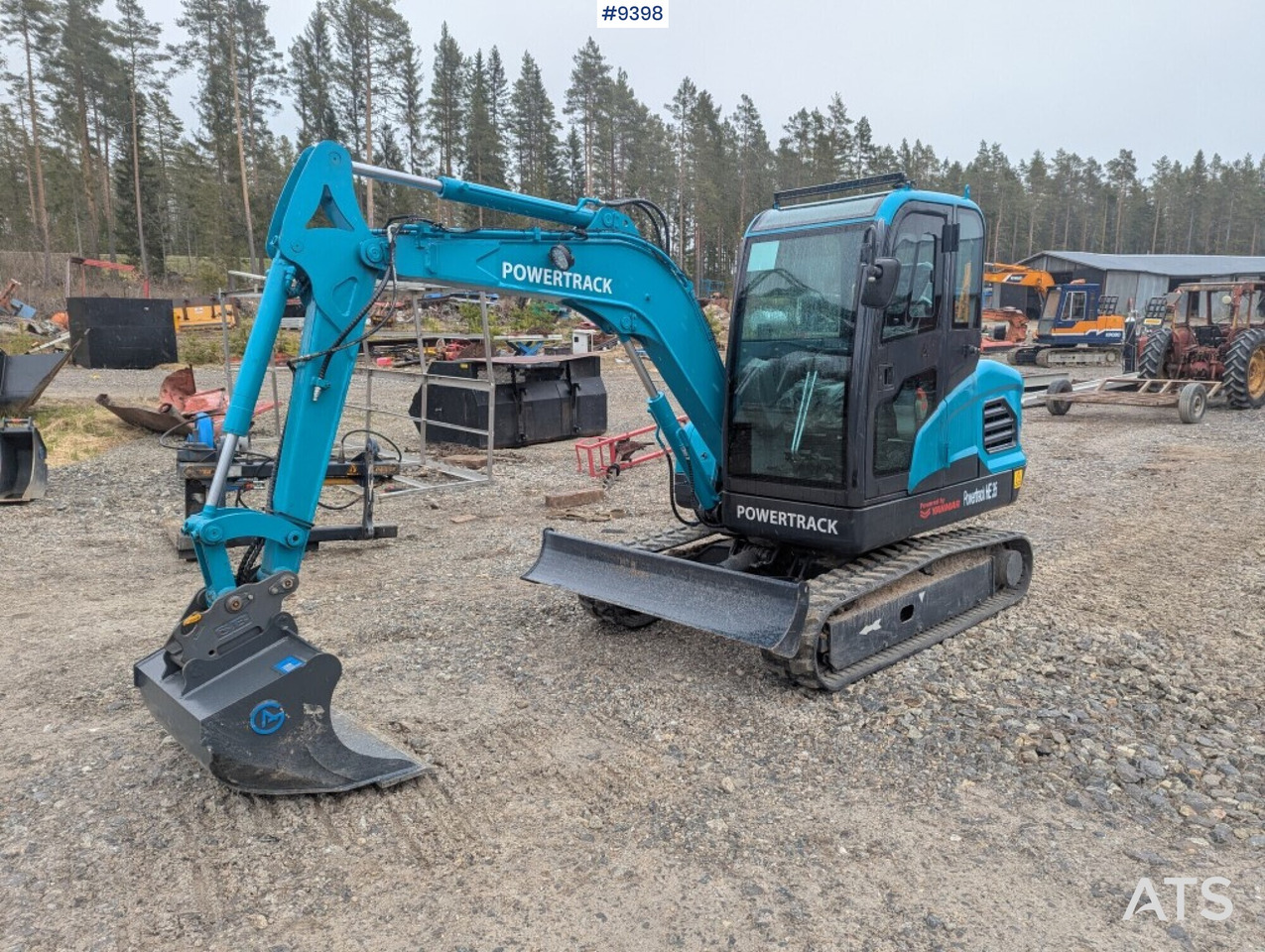 Excavator Powertrack HE 35 with buckets (see video) - Mini excavator: picture 1 Excavator Powertrack HE 35 with buckets (see video) - Mini excavator: picture 1