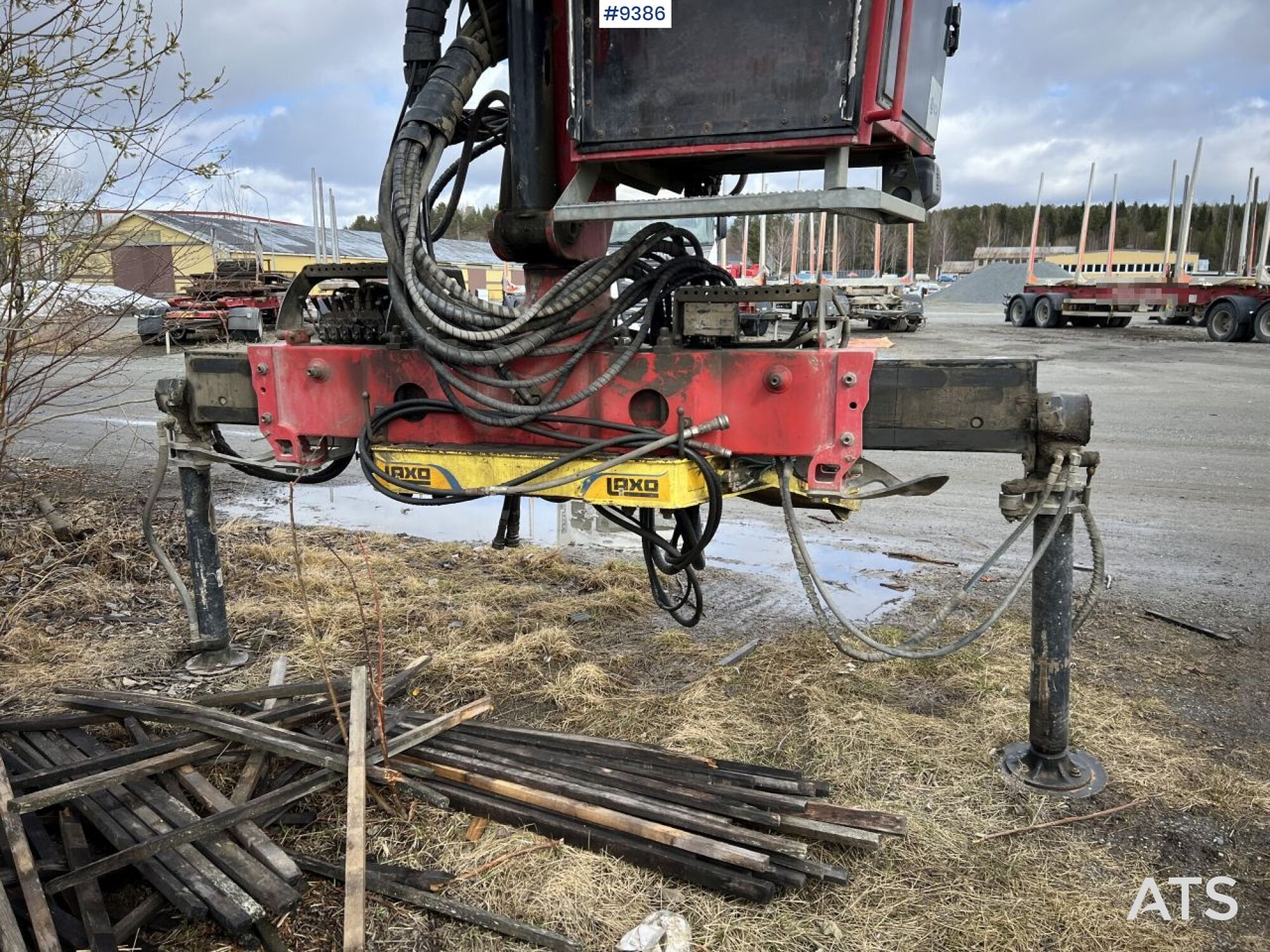 HIAB LOGLIFT F108 ST 96 Timber crane / logging crane - Truck mounted crane: picture 4 HIAB LOGLIFT F108 ST 96 Timber crane / logging crane - Truck mounted crane: picture 4