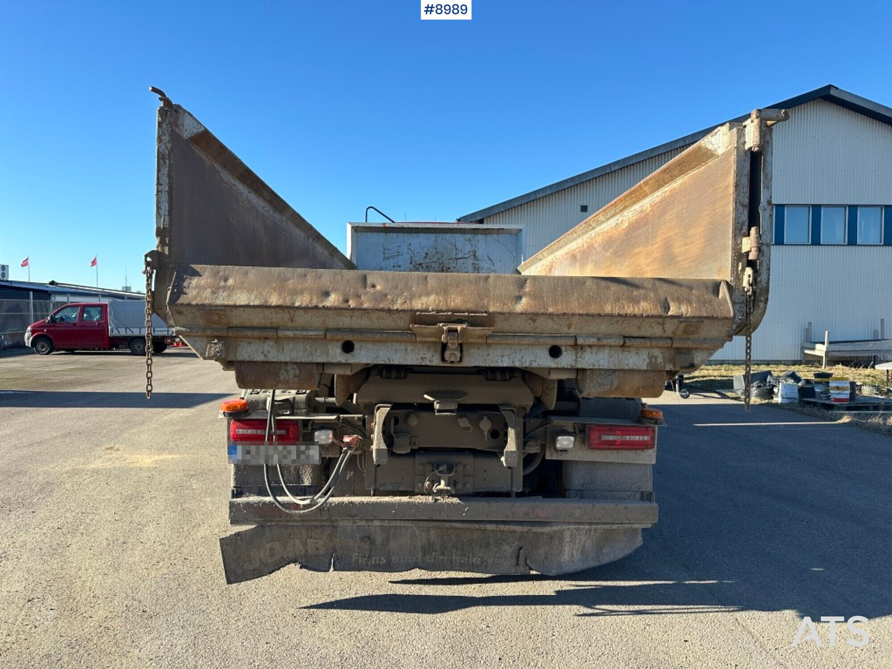 Hook lift MAN TGS 28.430 X2-4 BL with bed - SEE VIDEO - Hook lift truck: picture 3 Hook lift MAN TGS 28.430 X2-4 BL with bed - SEE VIDEO - Hook lift truck: picture 3