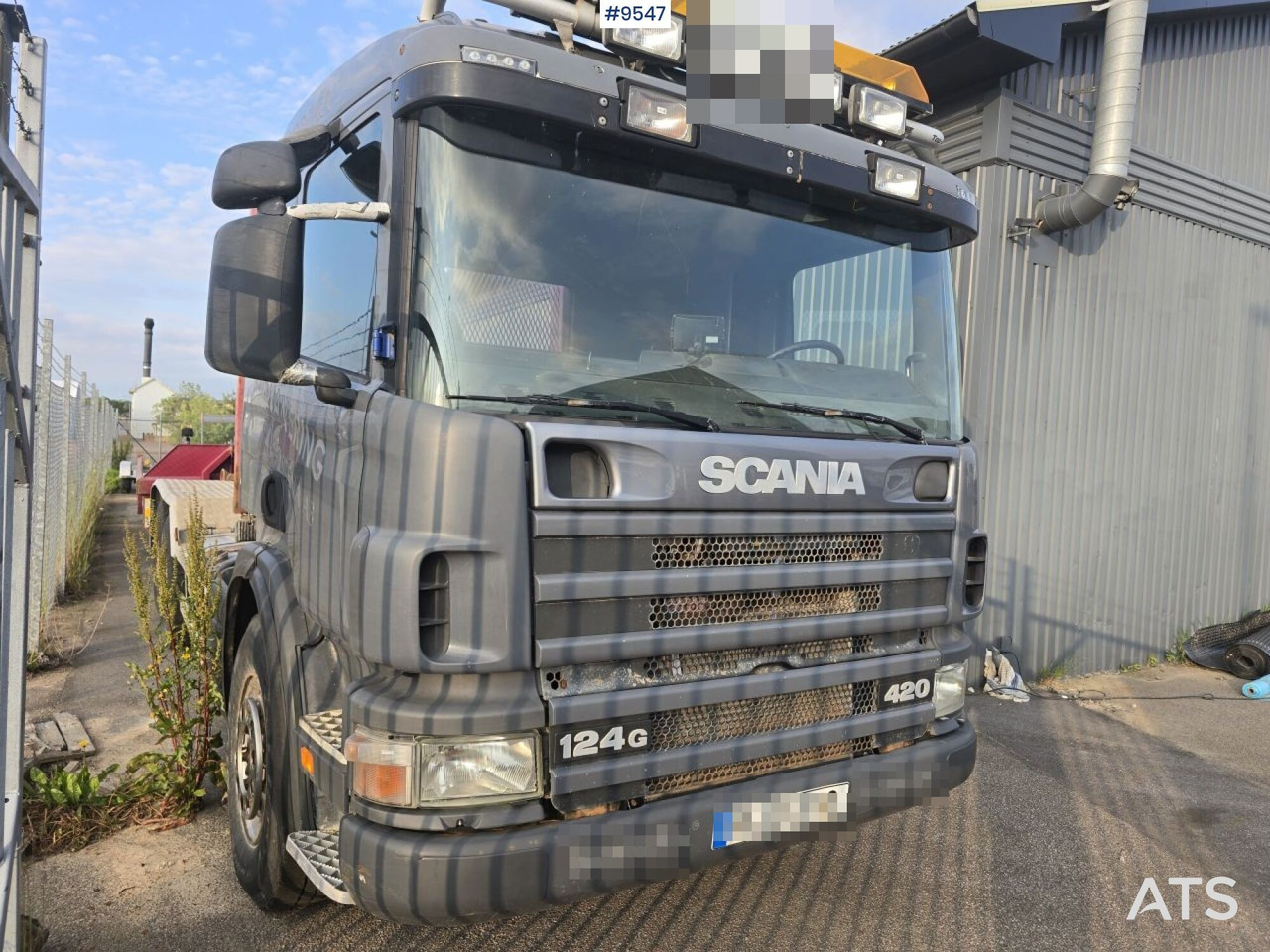 Hooklift Truck Scania P124 6x2 - Hook lift truck: picture 2 Hooklift Truck Scania P124 6x2 - Hook lift truck: picture 2