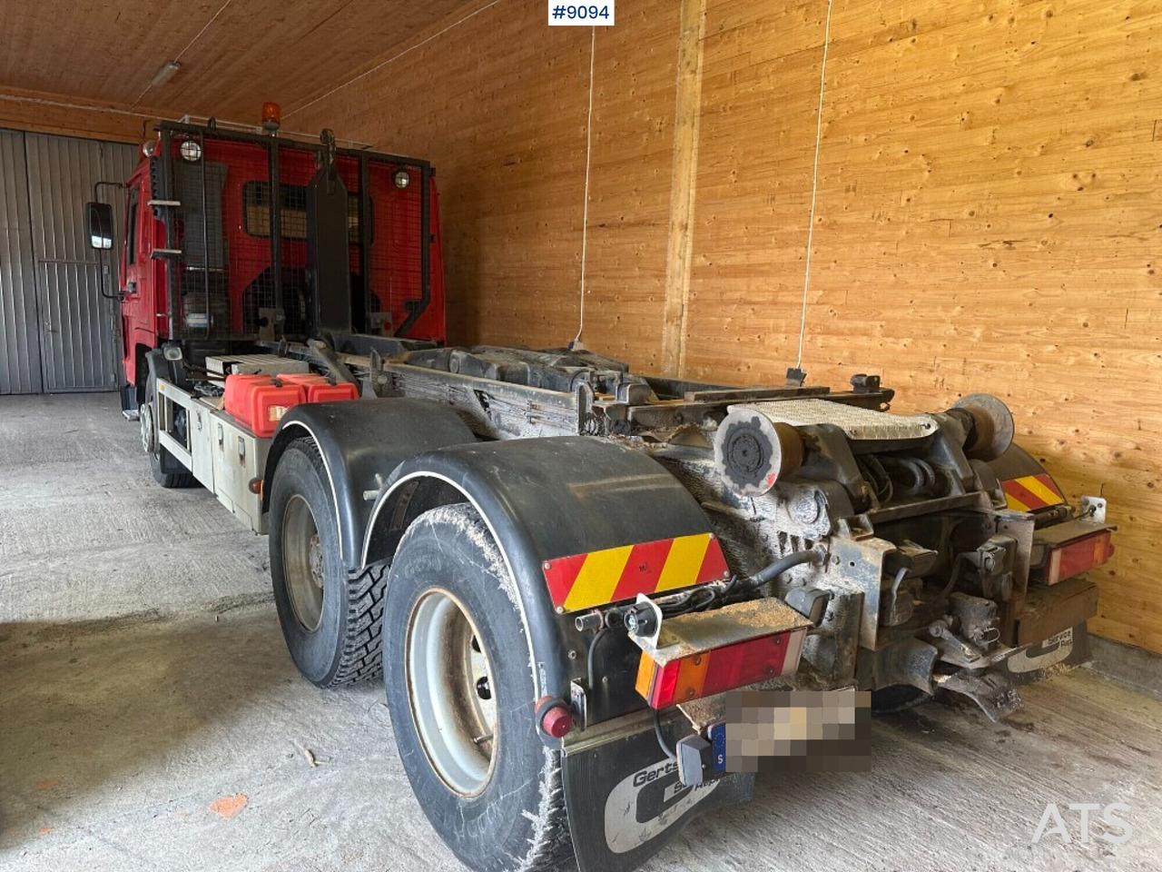 Hooklift, Volvo FL12 420 6x2 - Hook lift truck: picture 3 Hooklift, Volvo FL12 420 6x2 - Hook lift truck: picture 3