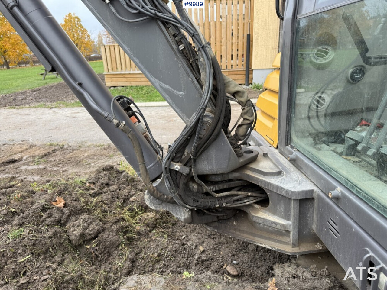 Crawler excavator Volvo EC55C with tiltrotator and buckets - Other machinery: picture 5 Crawler excavator Volvo EC55C with tiltrotator and buckets - Other machinery: picture 5