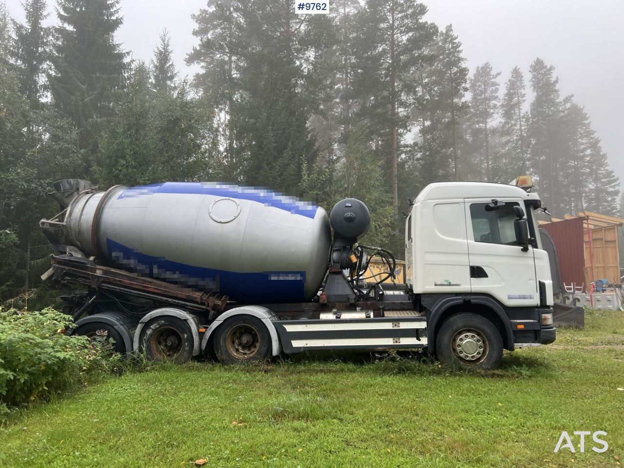 Scania R124 Tridem Concrete Truck - Concrete mixer truck: picture 3 Scania R124 Tridem Concrete Truck - Concrete mixer truck: picture 3