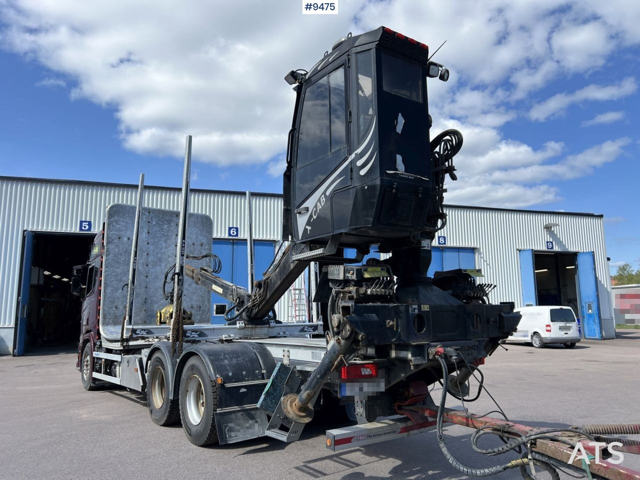 Scania R580 Logging truck with crane and trailer - Timber truck: picture 4 Scania R580 Logging truck with crane and trailer - Timber truck: picture 4