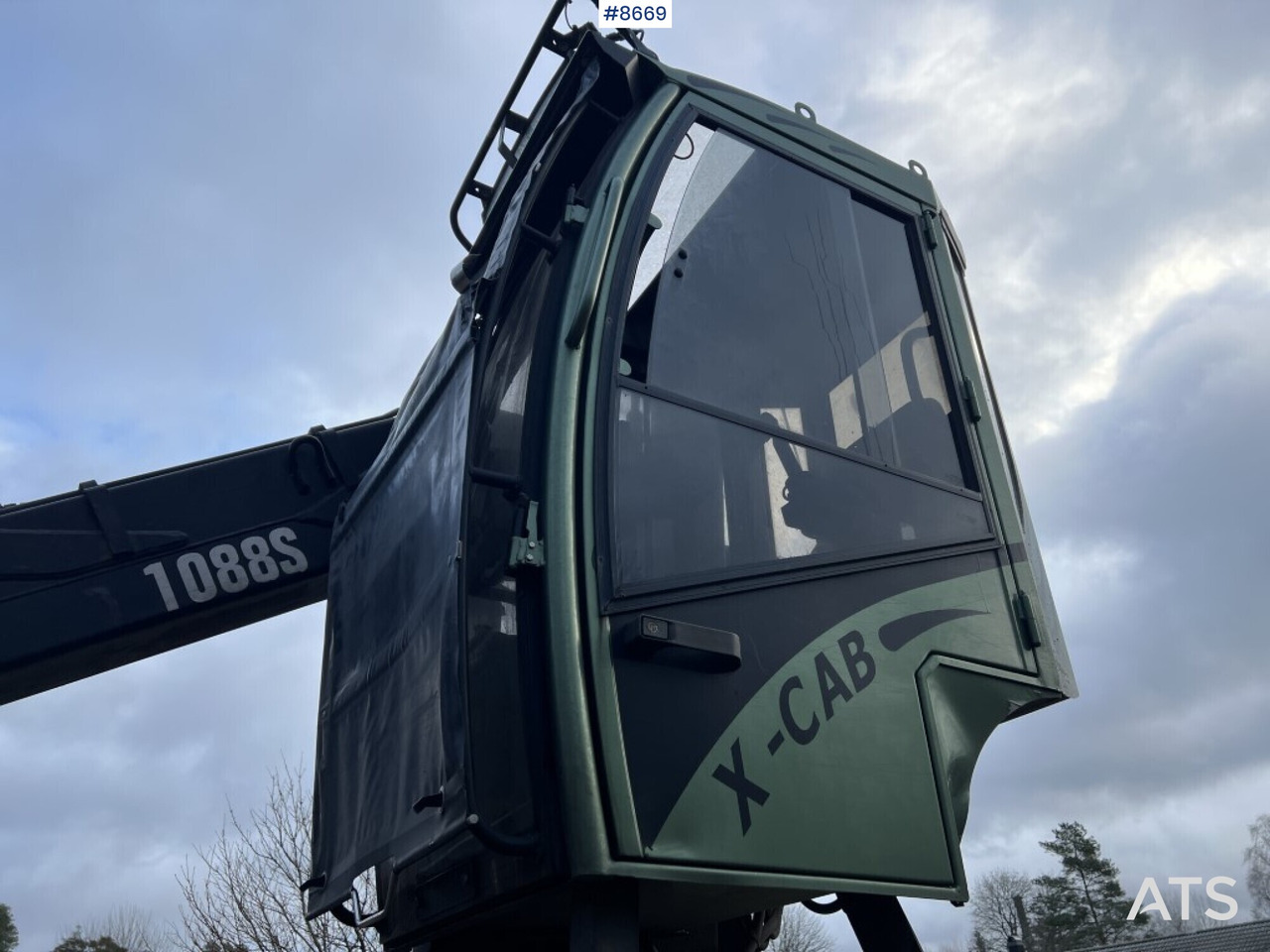 Timber truck VOLVO 750 FH16 6X4 with Jonsered crane (2020) - Timber truck: picture 5 Timber truck VOLVO 750 FH16 6X4 with Jonsered crane (2020) - Timber truck: picture 5