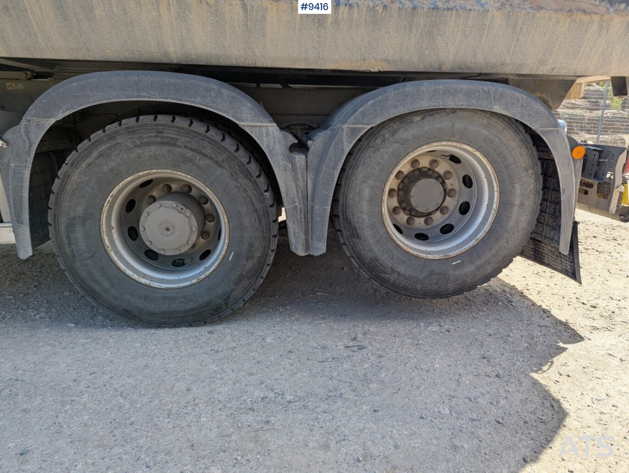 Tipper Tipper Truck Mercedes-Benz Arocs 6X2: picture 18