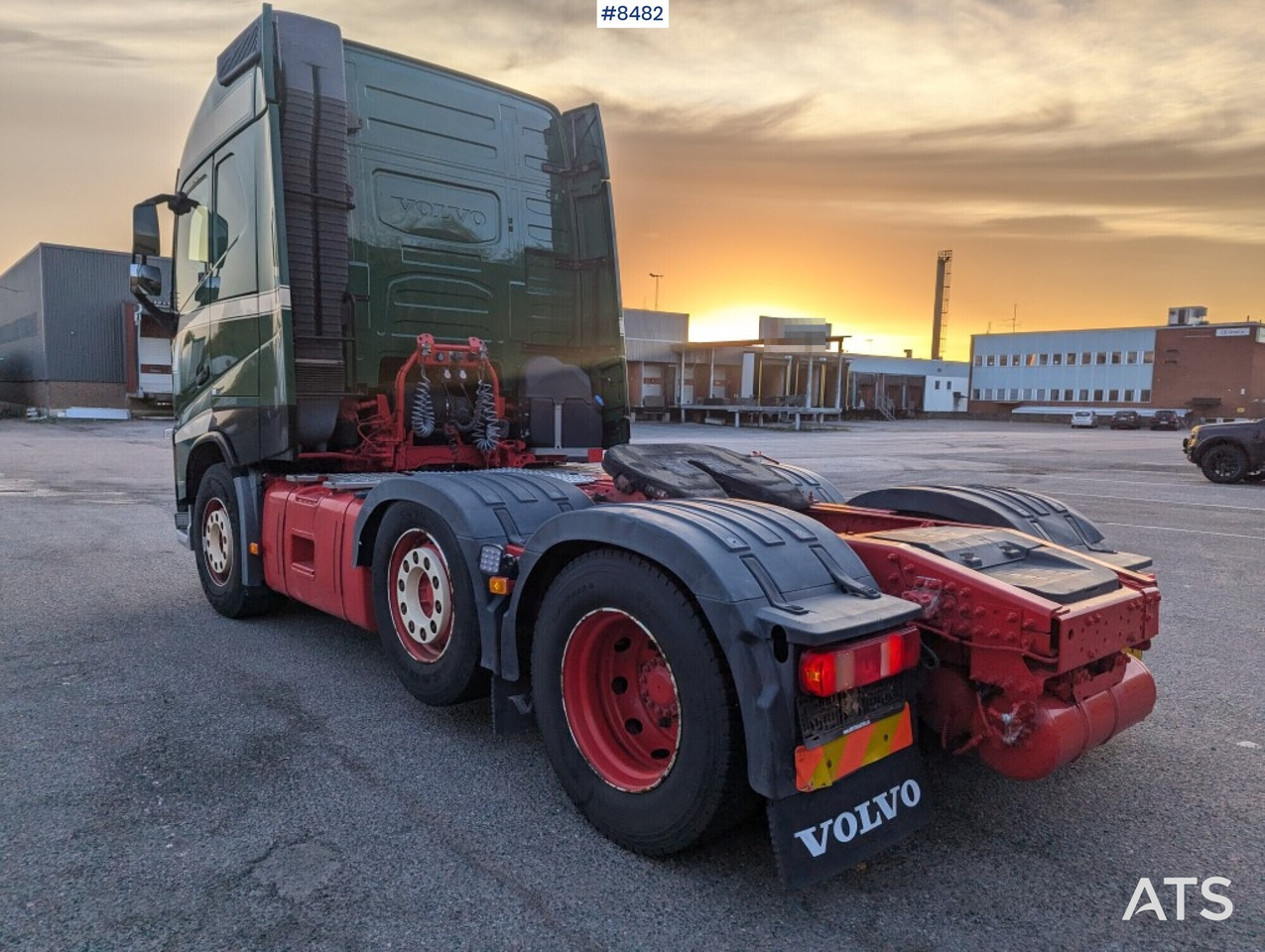 Tractor Unit Volvo FH460 Pusher - Tractor unit: picture 3 Tractor Unit Volvo FH460 Pusher - Tractor unit: picture 3