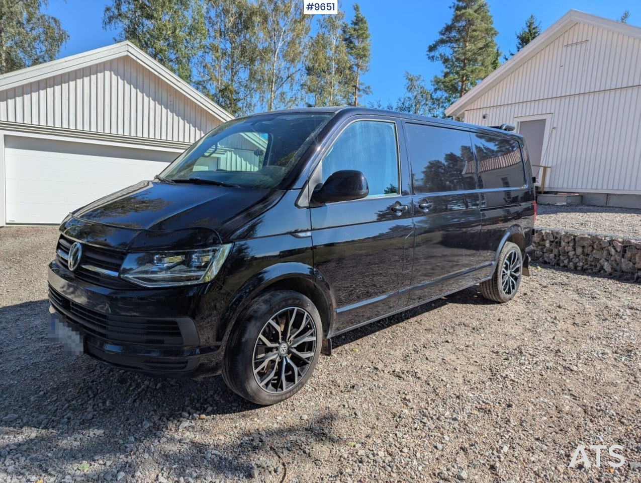 VW Transporter workshop fittings, double sliding doors - Utility/ Special vehicle: picture 1 VW Transporter workshop fittings, double sliding doors - Utility/ Special vehicle: picture 1