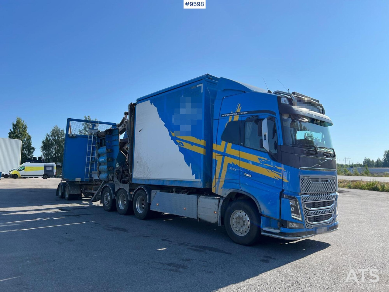 Volvo FH16 8*4 Bruks wood chipper - Tipper, Crane truck: picture 2 Volvo FH16 8*4 Bruks wood chipper - Tipper, Crane truck: picture 2