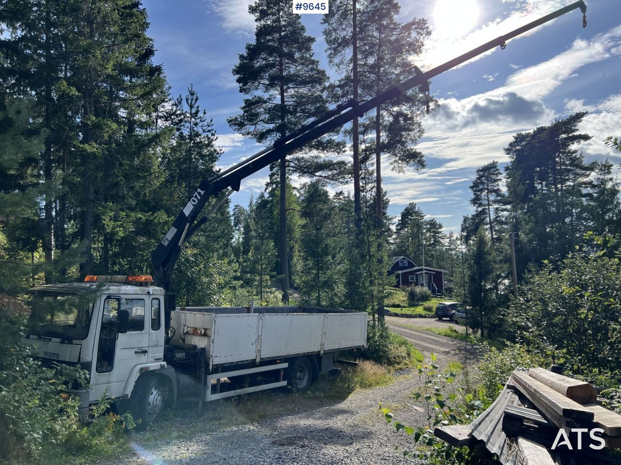 Volvo FL 614 4X2 Crane truck Repair object (VIDEO) - Dropside/ Flatbed truck, Crane truck: picture 1 Volvo FL 614 4X2 Crane truck Repair object (VIDEO) - Dropside/ Flatbed truck, Crane truck: picture 1