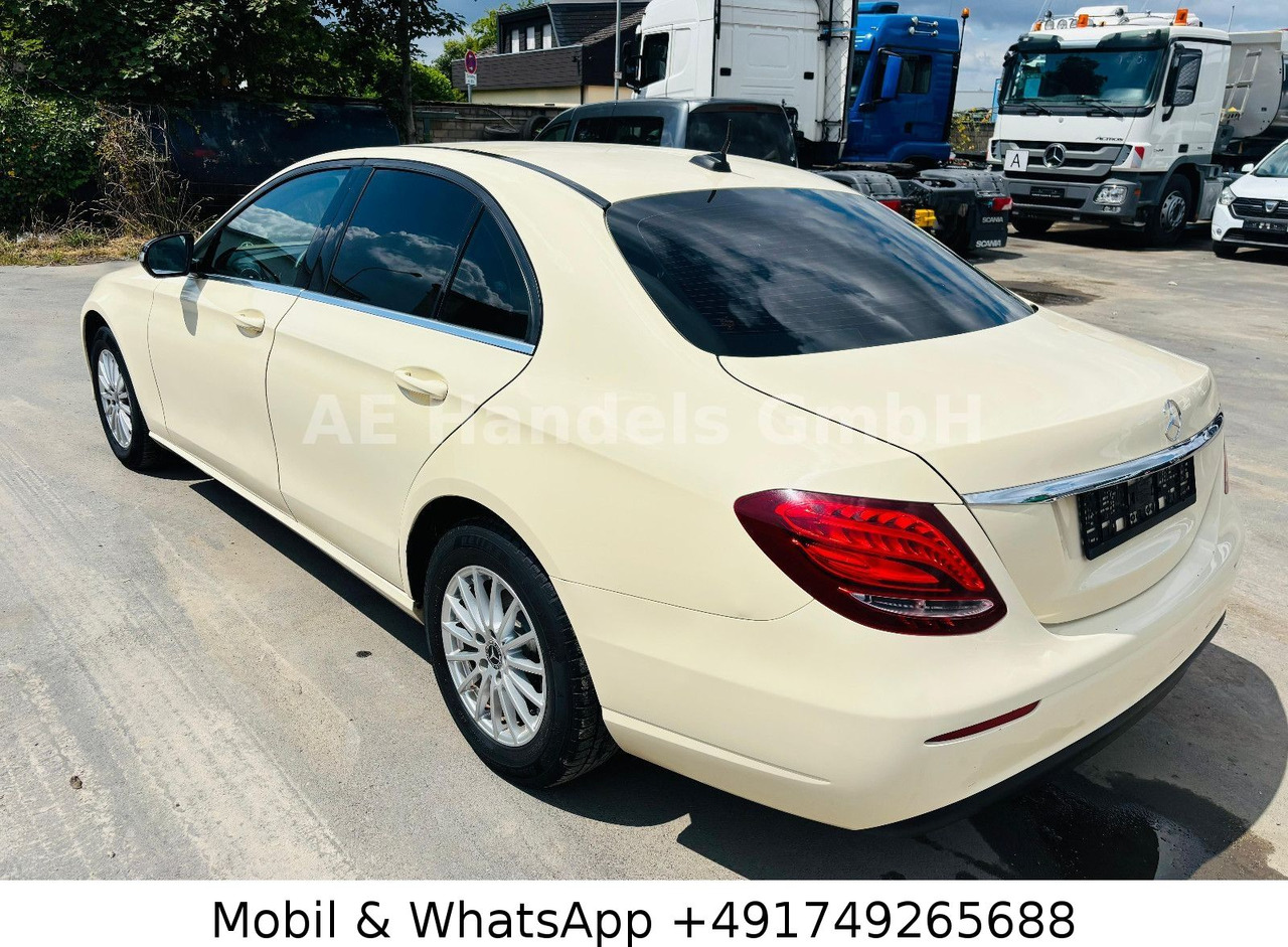 Mercedes-Benz E 220 d *Leder / Sitzheizung / Tempomat - Sedan: picture 5 Mercedes-Benz E 220 d *Leder / Sitzheizung / Tempomat - Sedan: picture 5