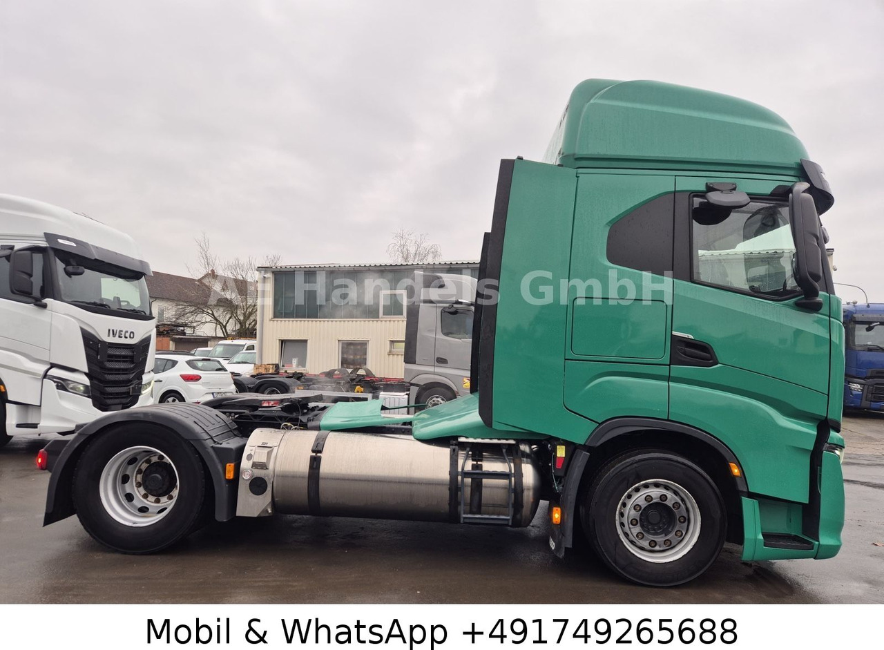 Iveco S-Way 460 AS LNG *Retarder/ACC/2xTank/LED/Leder - Tractor unit: picture 2 Iveco S-Way 460 AS LNG *Retarder/ACC/2xTank/LED/Leder - Tractor unit: picture 2