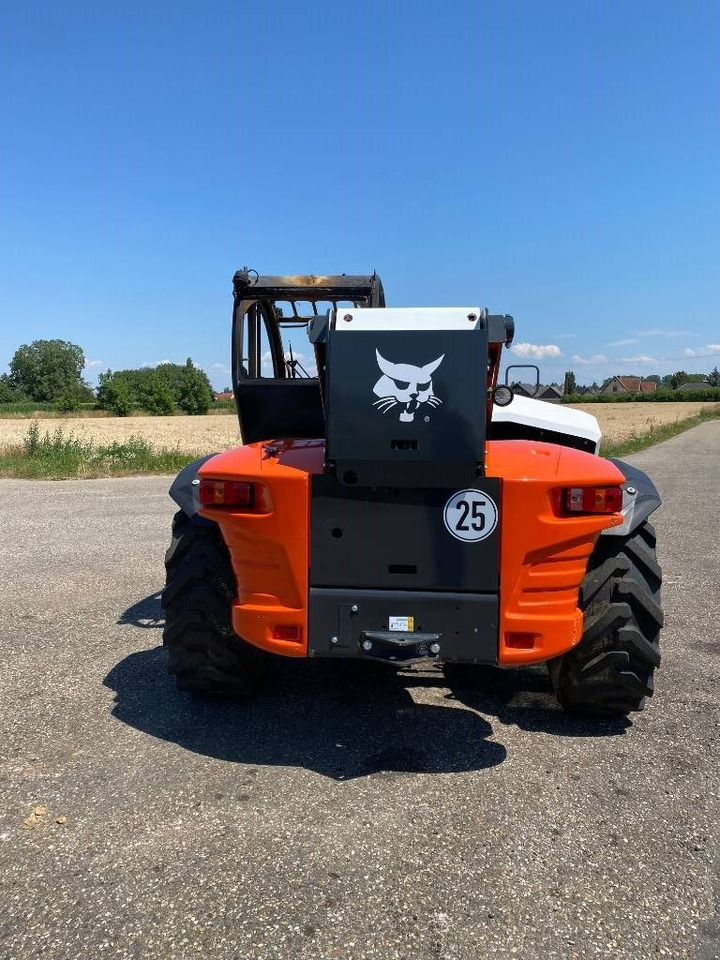 Bobcat T41.140SLPRB 1er Main Origine Française endommagé - Telescopic wheel loader: picture 5 Bobcat T41.140SLPRB 1er Main Origine Française endommagé - Telescopic wheel loader: picture 5