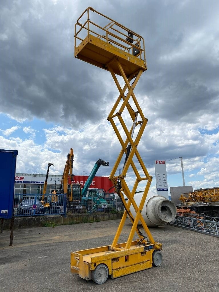 Scissor lift Haulotte Compact 8: picture 7