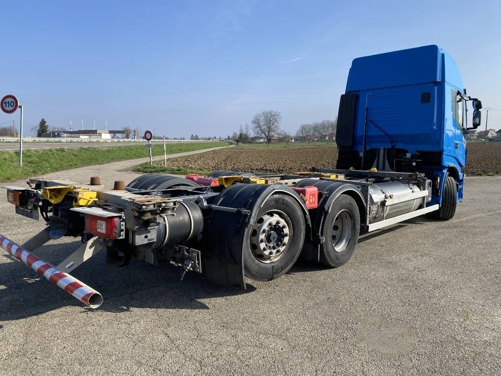 Iveco STRALIS 460NP LNG RETARDER - Container transporter/ Swap body truck: picture 4 Iveco STRALIS 460NP LNG RETARDER - Container transporter/ Swap body truck: picture 4