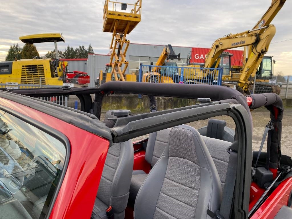 SUV Jeep WRANGLER 2.5i 118 Véhicule d'Origine Française: picture 36 SUV Jeep WRANGLER 2.5i 118 Véhicule d'Origine Française: picture 36