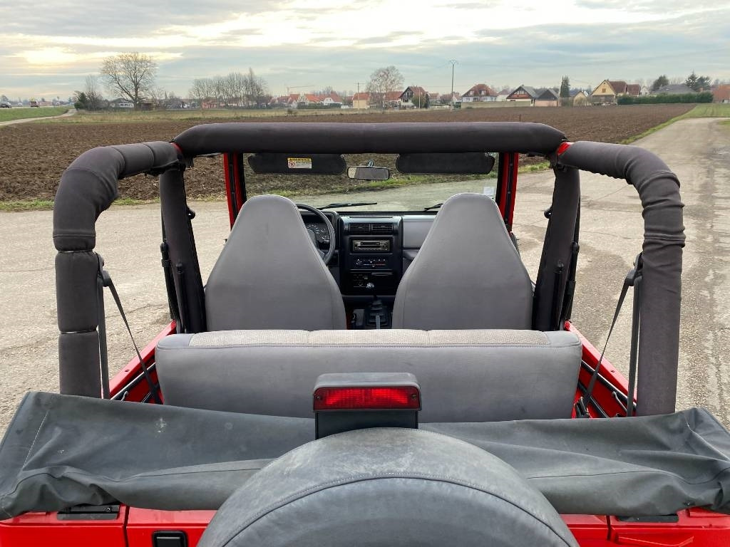 SUV Jeep WRANGLER 2.5i 118 Véhicule d'Origine Française: picture 15 SUV Jeep WRANGLER 2.5i 118 Véhicule d'Origine Française: picture 15