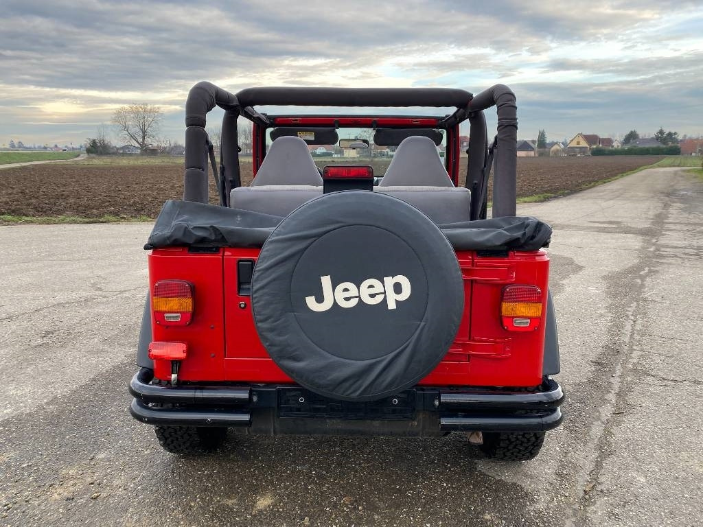 SUV Jeep WRANGLER 2.5i 118 Véhicule d'Origine Française: picture 12 SUV Jeep WRANGLER 2.5i 118 Véhicule d'Origine Française: picture 12