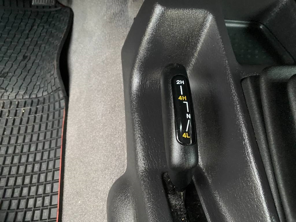 SUV Jeep WRANGLER 2.5i 118 Véhicule d'Origine Française: picture 44 SUV Jeep WRANGLER 2.5i 118 Véhicule d'Origine Française: picture 44