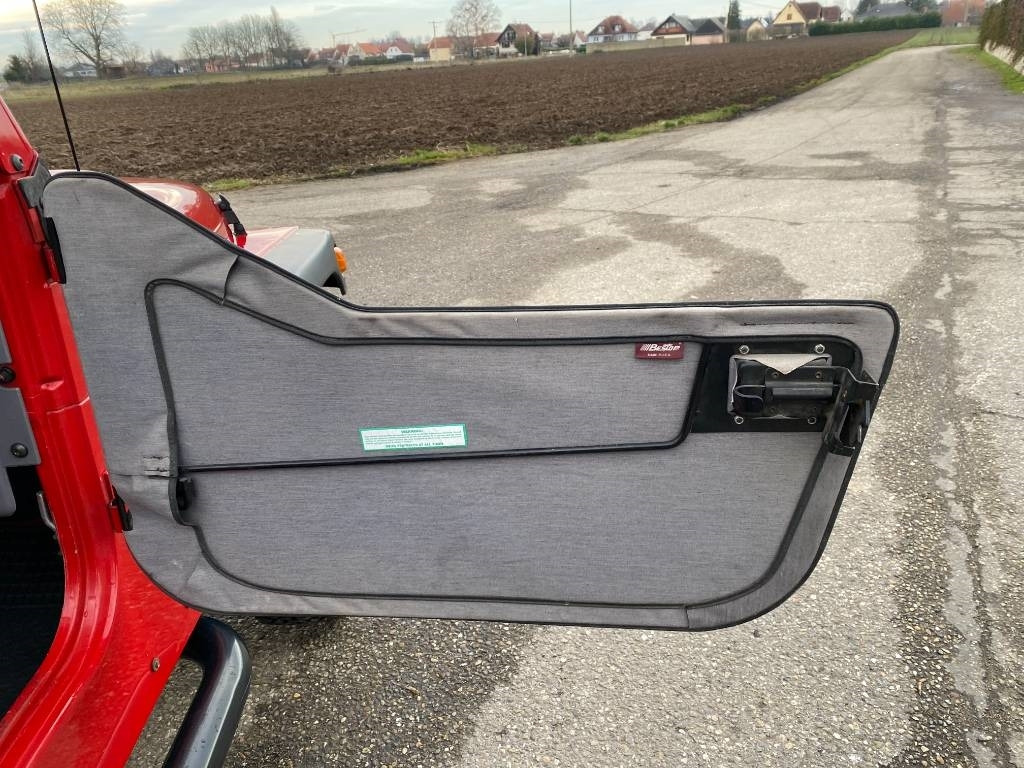 SUV Jeep WRANGLER 2.5i 118 Véhicule d'Origine Française: picture 25 SUV Jeep WRANGLER 2.5i 118 Véhicule d'Origine Française: picture 25