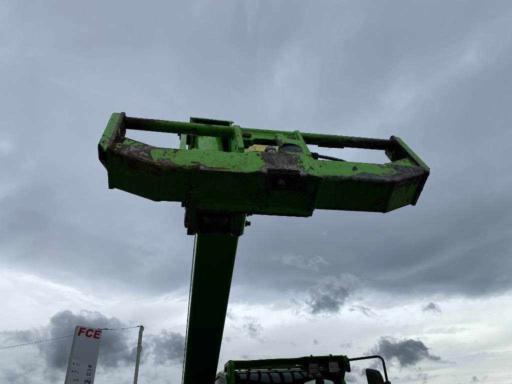 Telescopic handler Merlo TF 42.7-145 / 40Km/H endommagé: picture 17