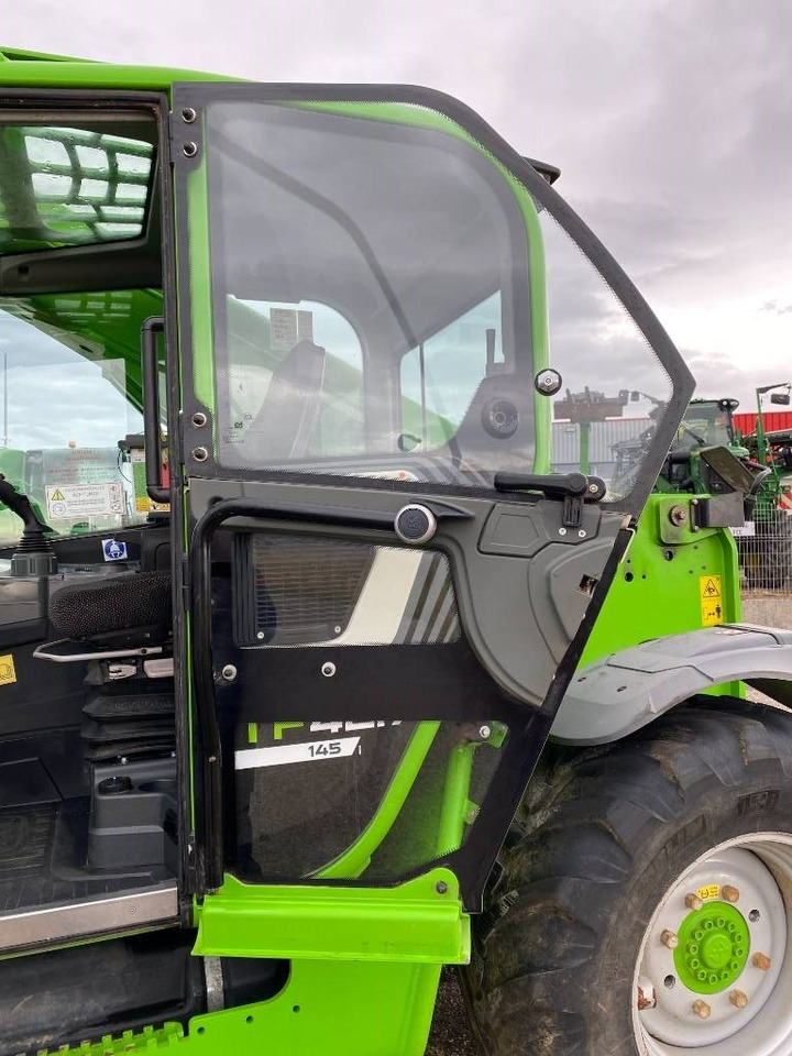 Telescopic handler Merlo TF 42.7-145 / 40Km/H endommagé: picture 29