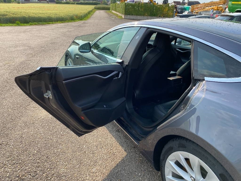 Car Tesla MODEL S 100D Carte Grise Française endommagée: picture 29