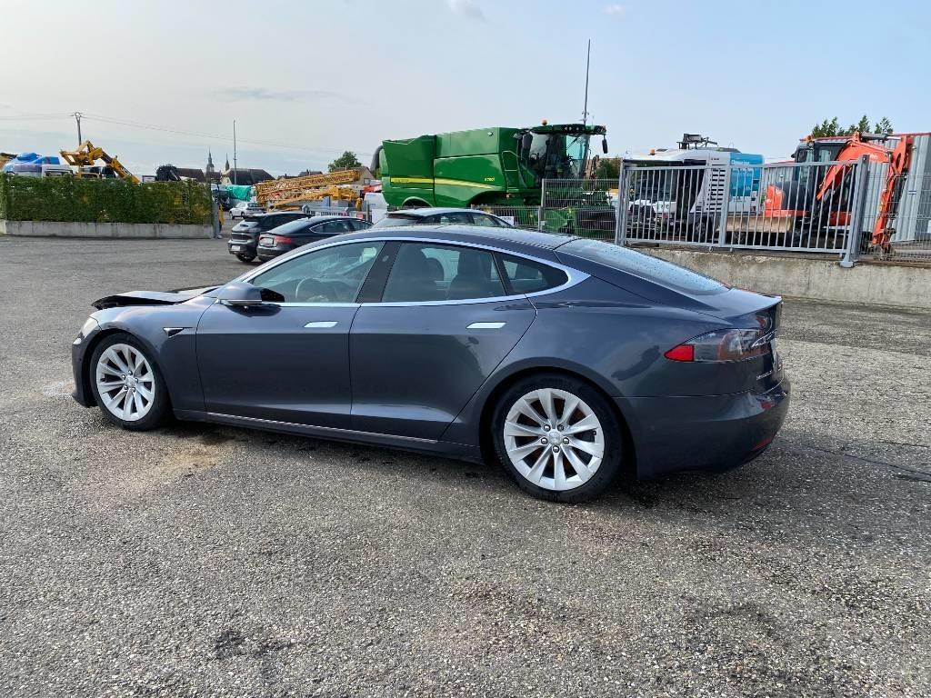 Car Tesla MODEL S 100D Carte Grise Française endommagée: picture 6