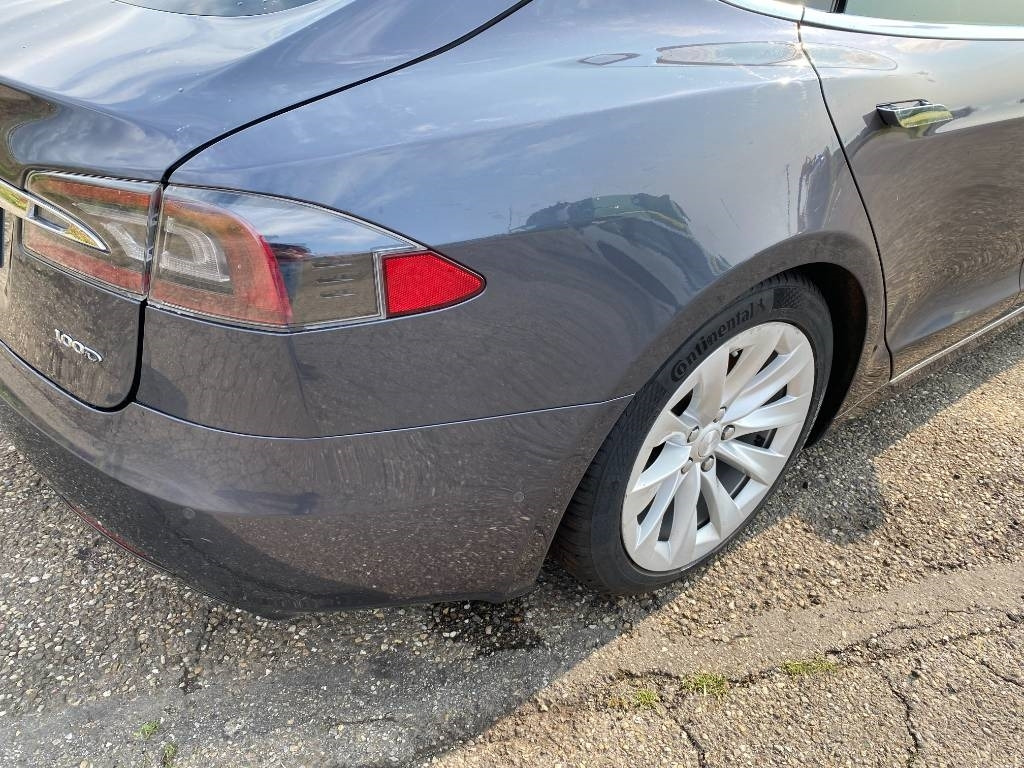 Car Tesla MODEL S 100D Carte Grise Française endommagée: picture 42