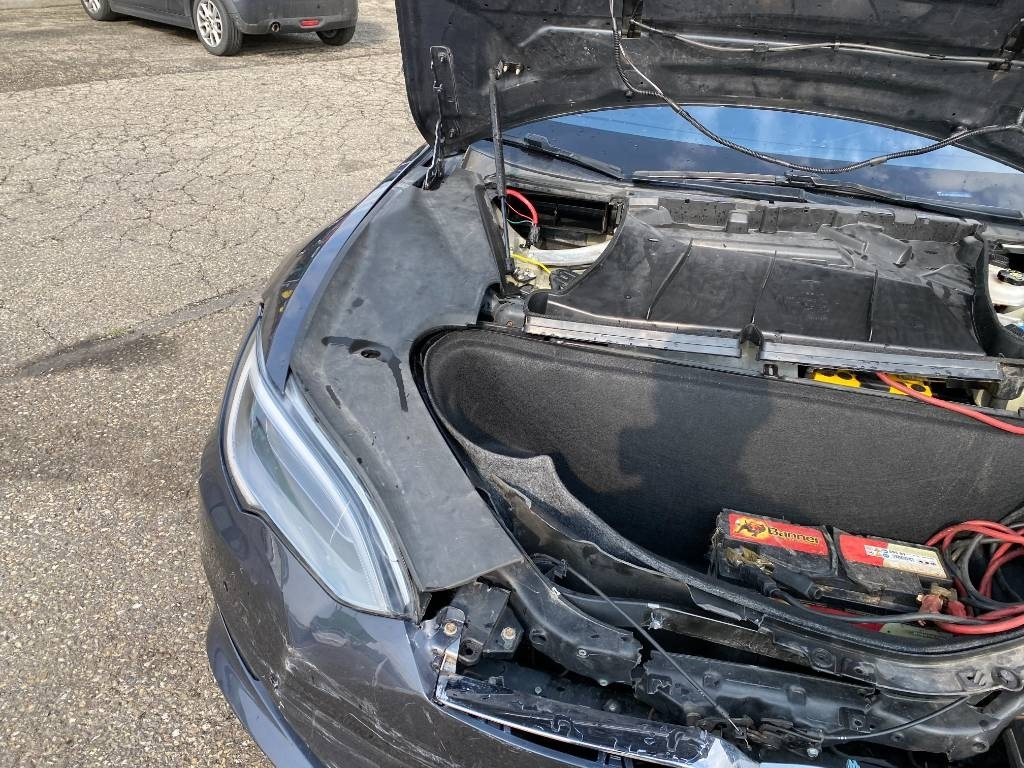 Car Tesla MODEL S 100D Carte Grise Française endommagée: picture 14